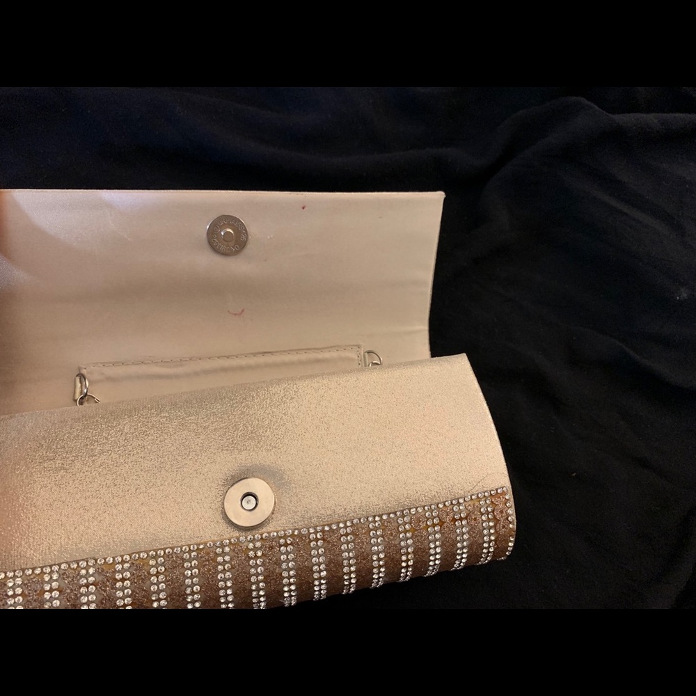 Gold Sparkly Formal Clutch!✨NWOT! - Picture 3 of 6